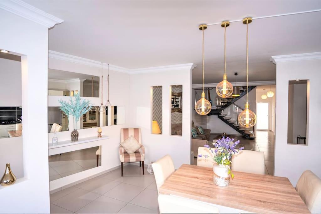 Luxuryvilla With Private Heated Pool And Spa 7P Quarteira Exterior foto